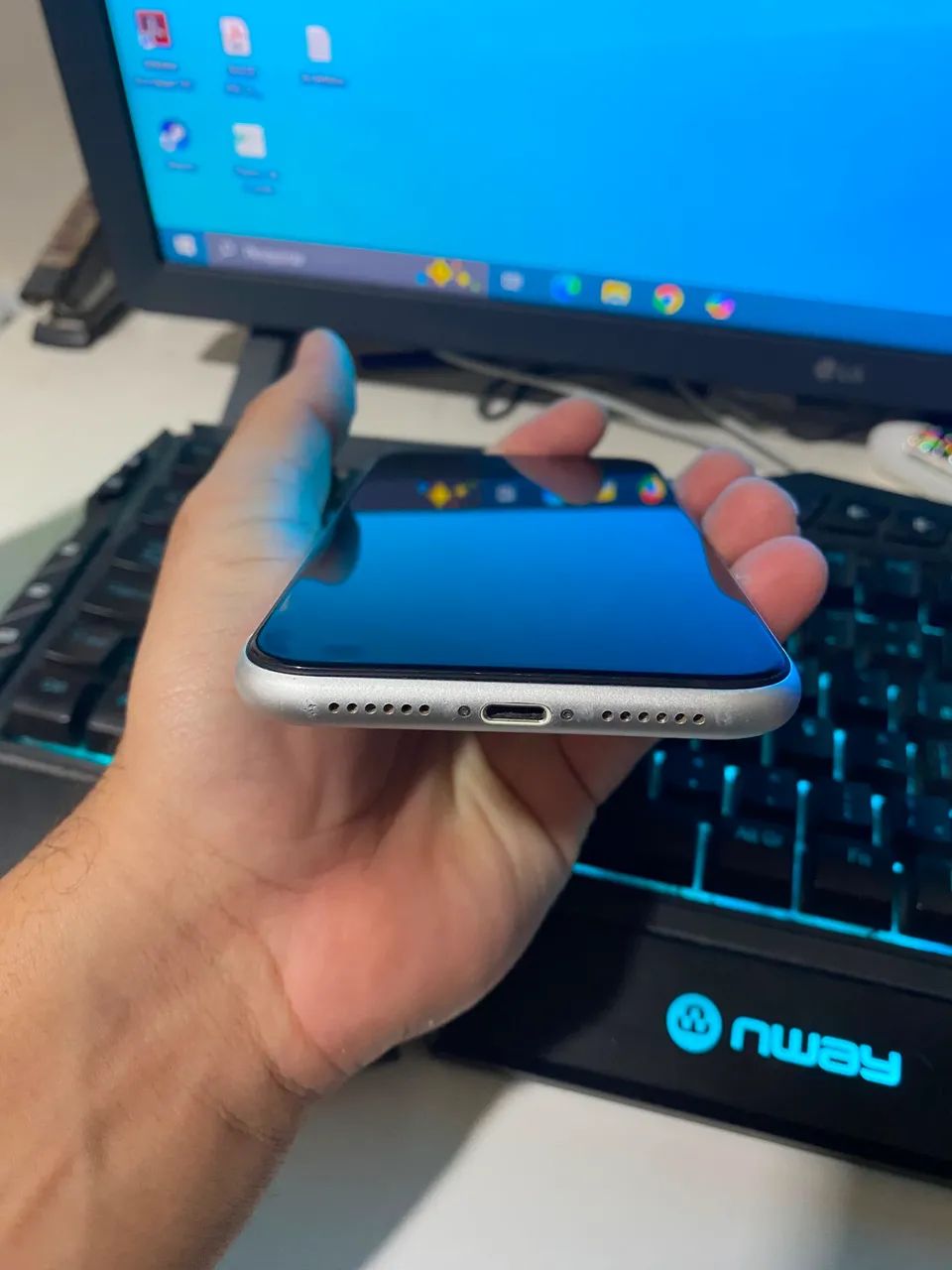 iPhone XR 64gb  - Foto 2