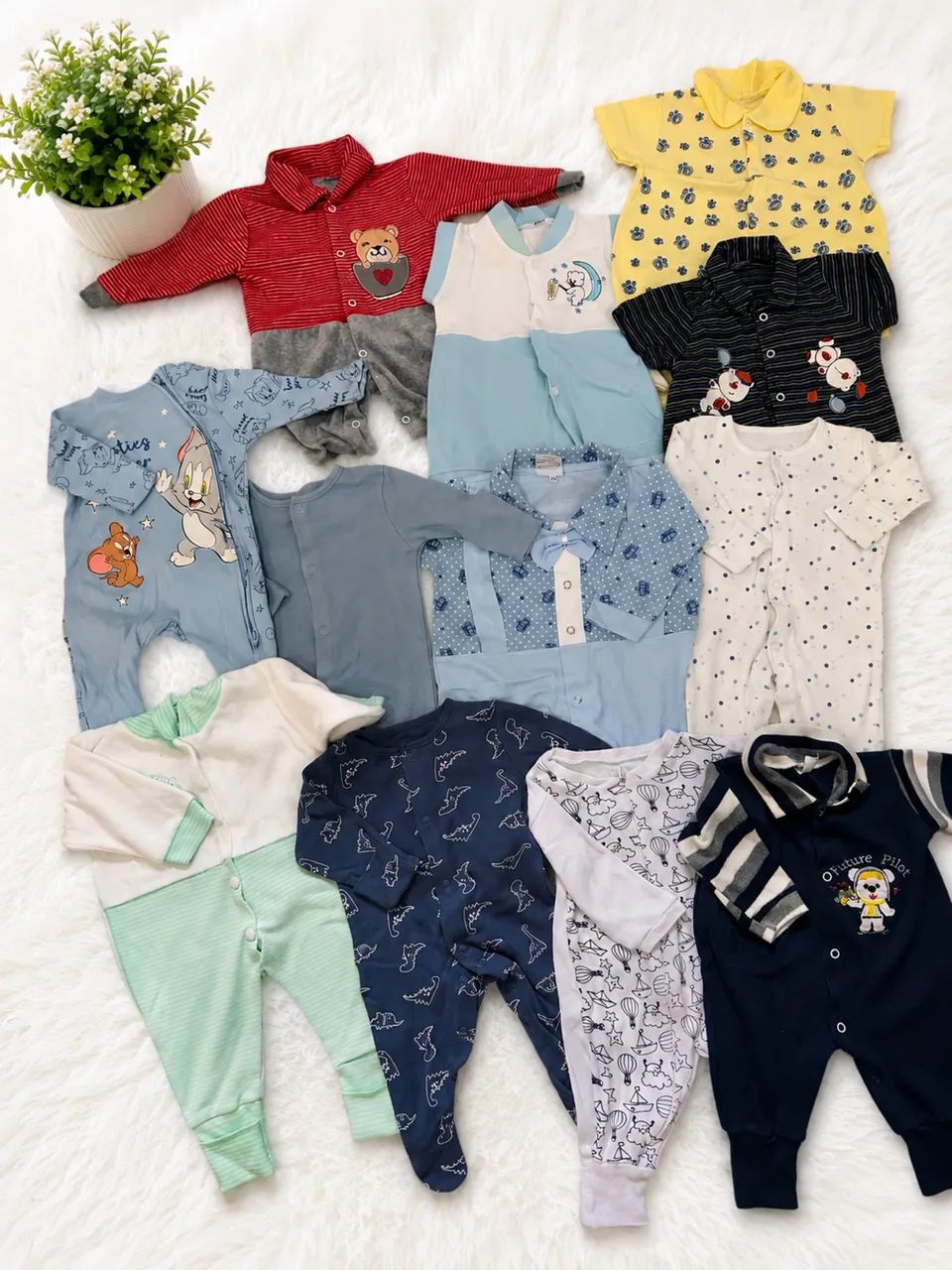 Lotinho de roupas 
