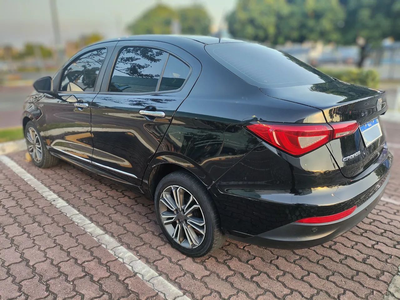 Fiat Cronos Precision 1.8 16V Flex Aut. 2019 - Foto 2