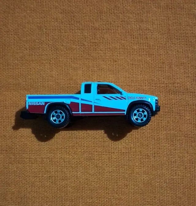 Matchbox - 1995 Nissan Hardbody