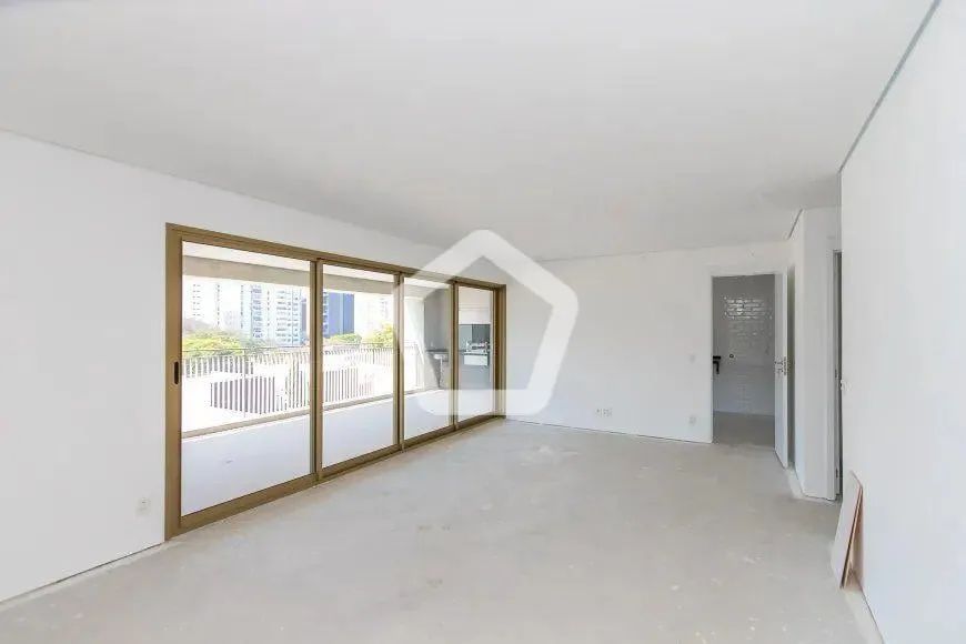 Confortável apartamento novo à venda 149m² no Normandie Moema