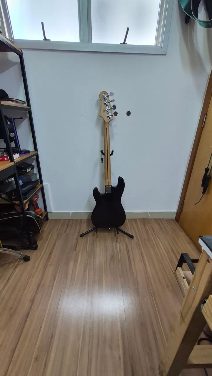 Baixo Squier Precision standard  - Foto 5
