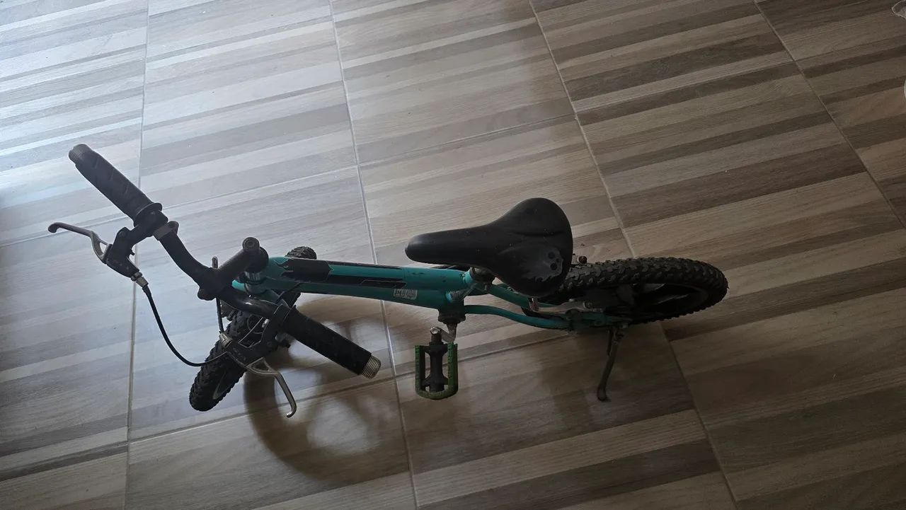 Bicicleta aro 16 bem conservada - Foto 2