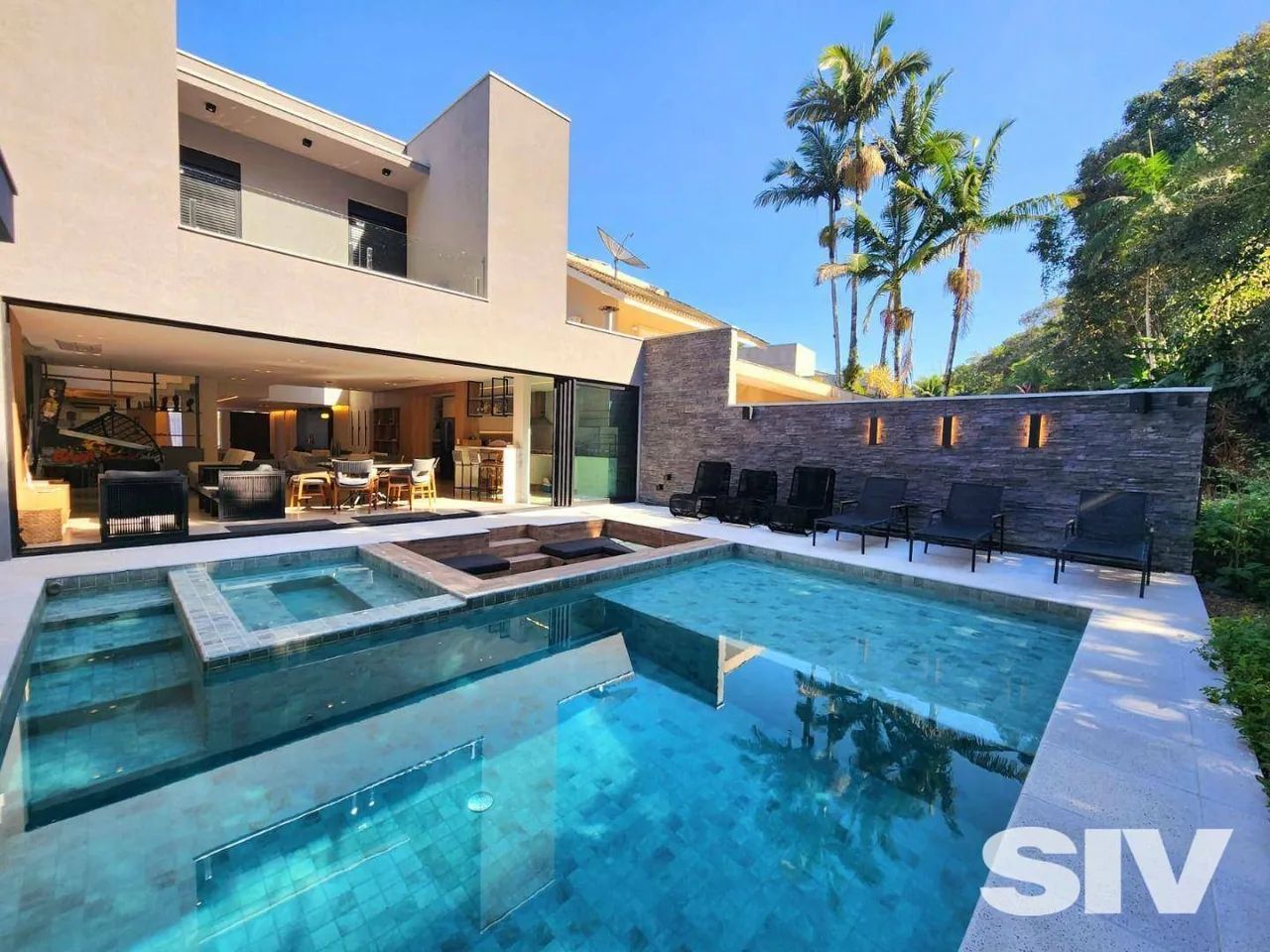 House em Módulo 21