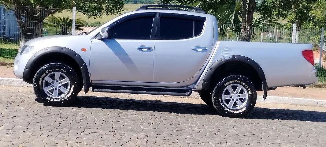 Mitsubishi L200 2010