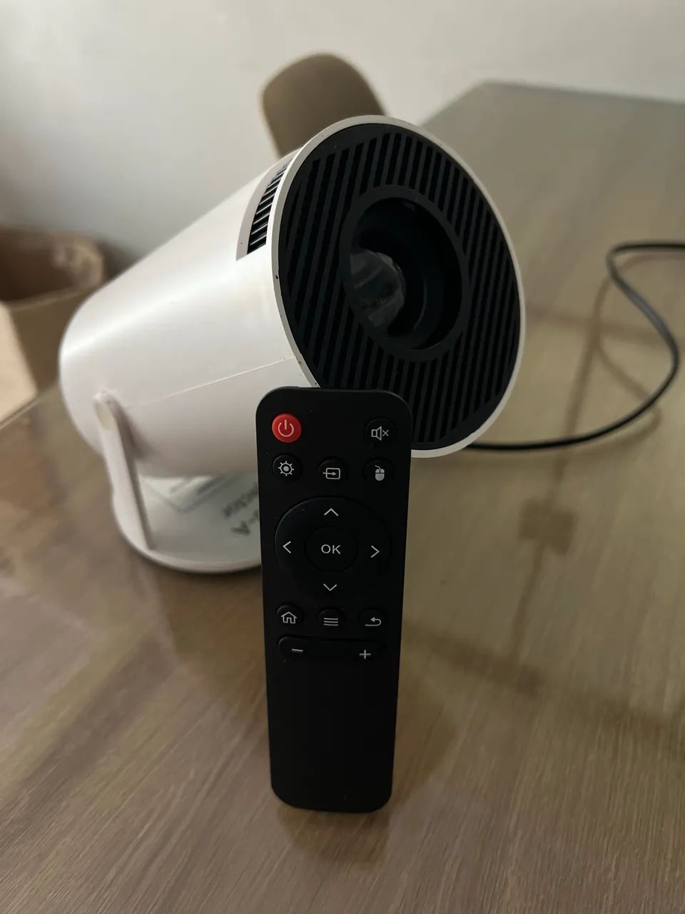 Projetor HY 300