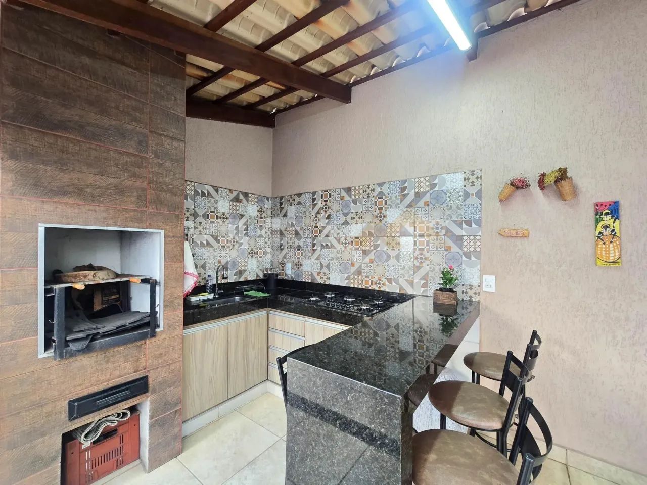 Apartamento à Venda com Espaço Gourmet e Churrasqueira, Centro - Divinópolis MG - Foto 4