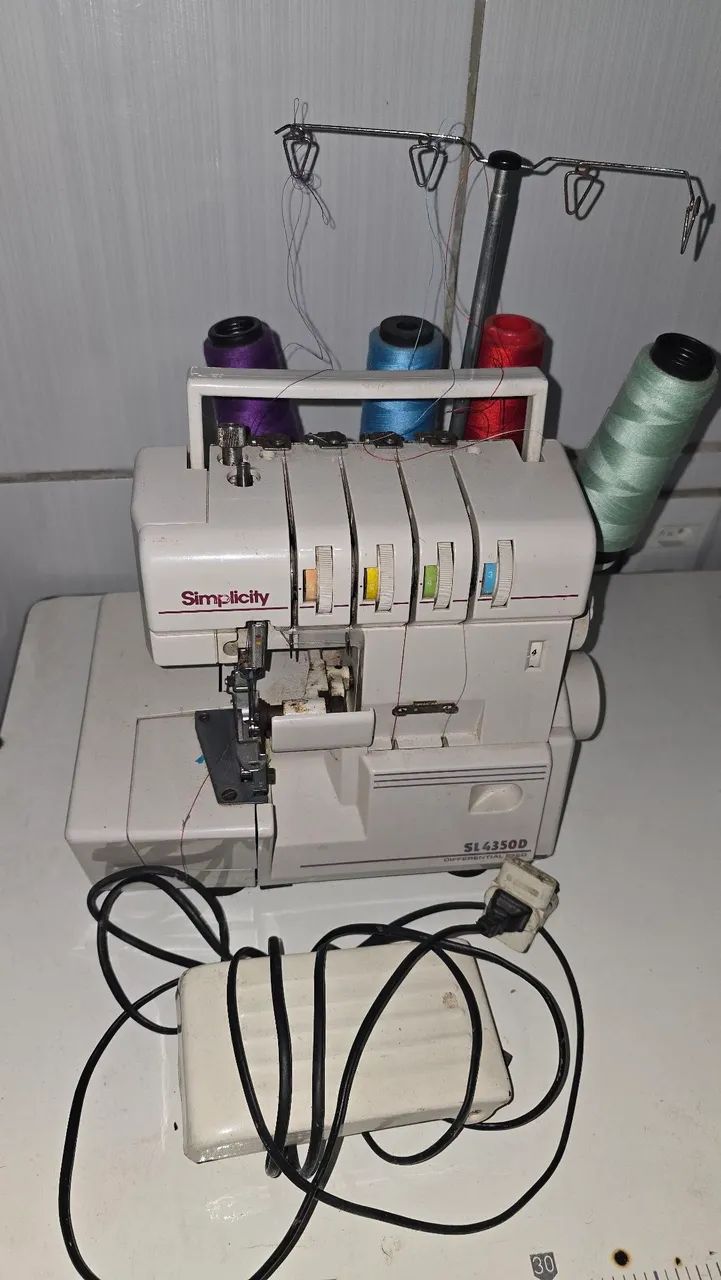 Máquina overlock e máquina industrial - Foto 3