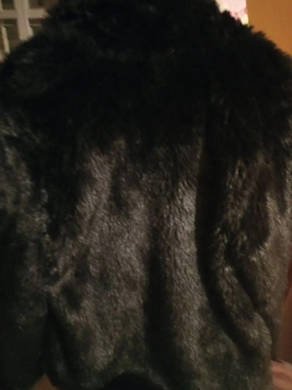 Casaco de pelo artificial preto - Foto 3