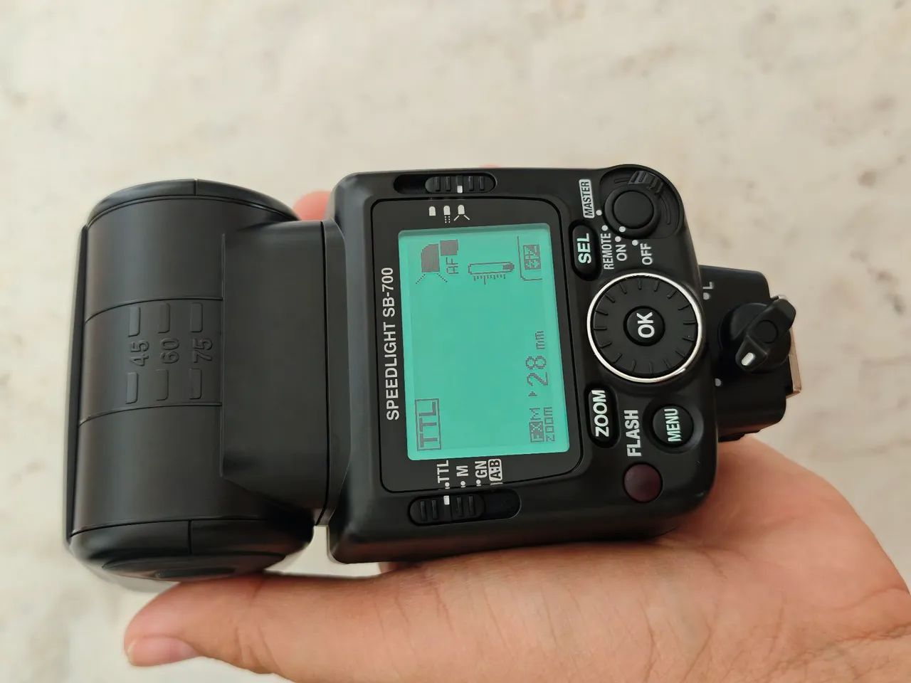 Flash Nikon SB-700 - Completo - Foto 6