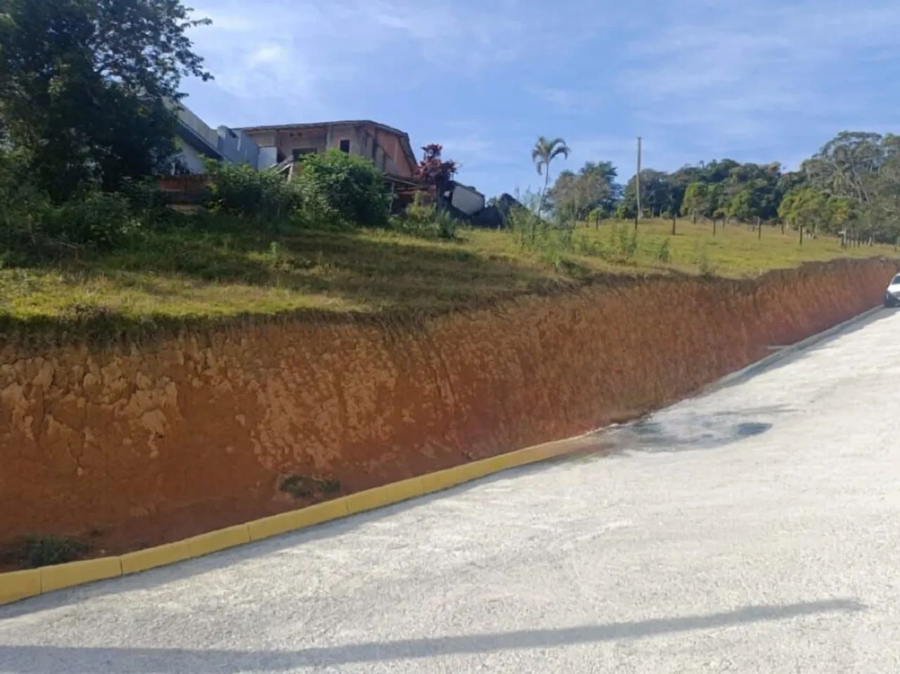 TERRENO À VENDA EM SANTO AMARO/SC!