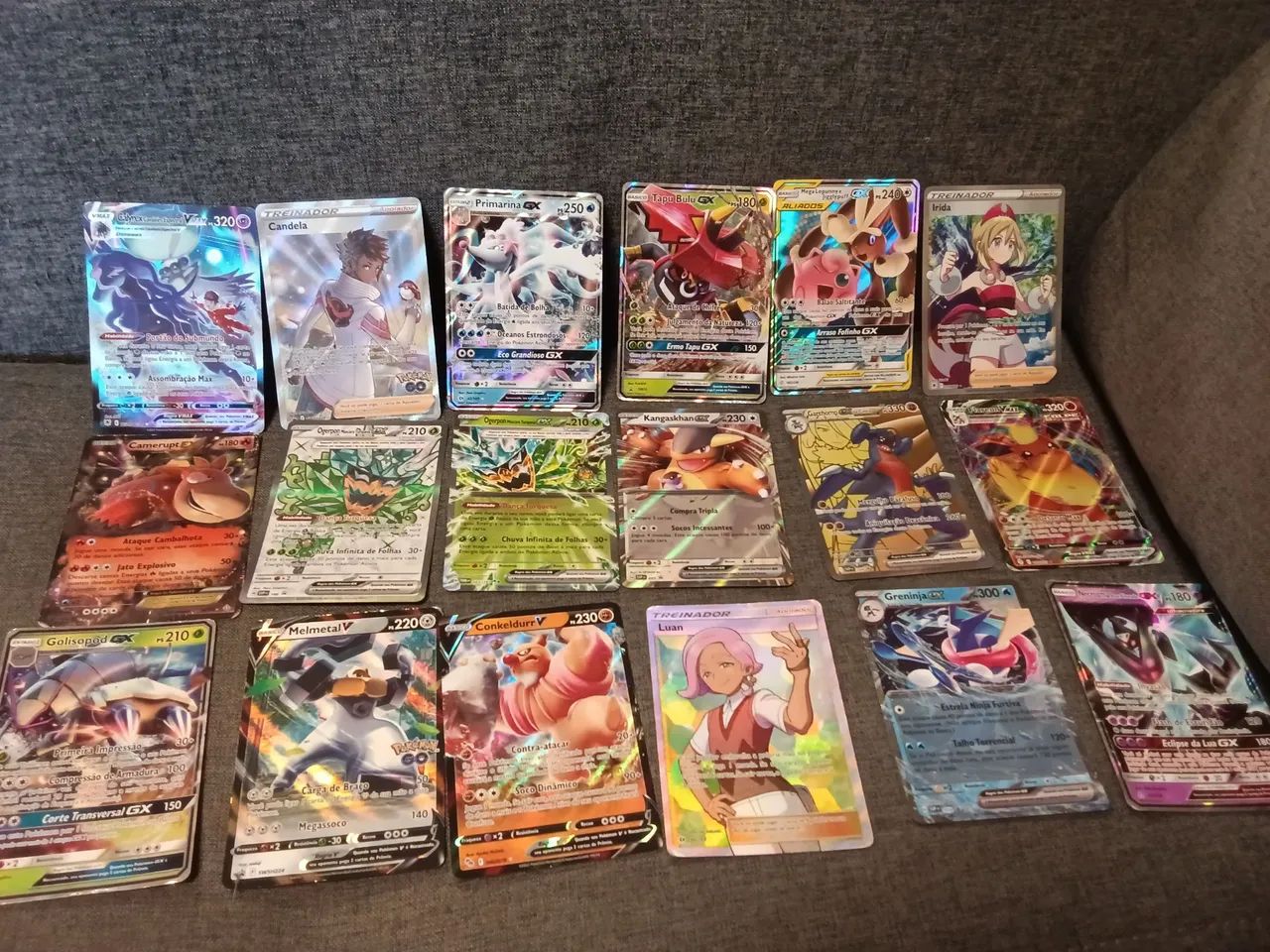 Cartas Pokemon ( algumas danificadas )