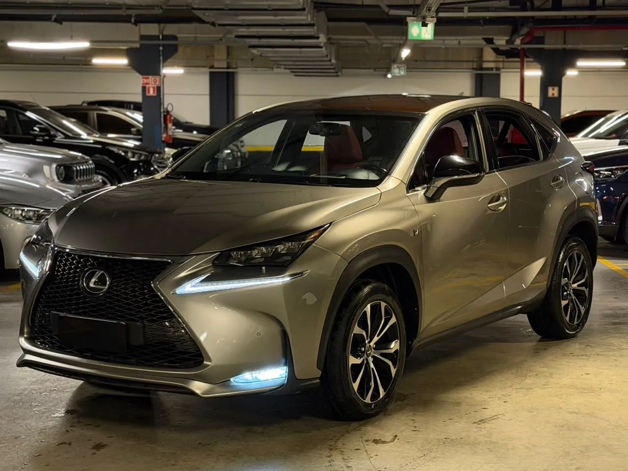 Lexus Nx-200T NX-200t F-Sport AWD 2.0 16v 238cv Aut. 2016