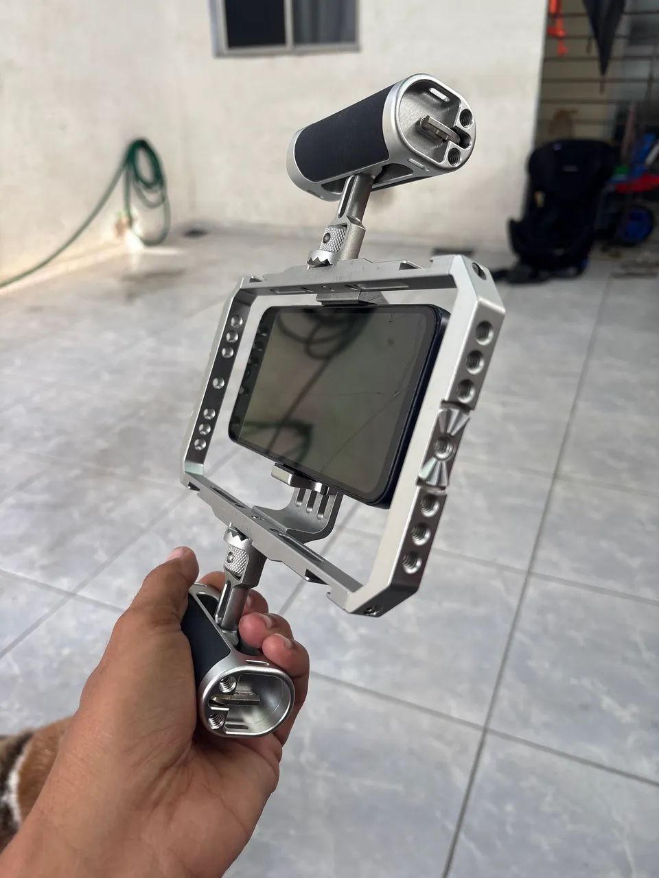 Estabilizador celular filmagem  - Foto 3