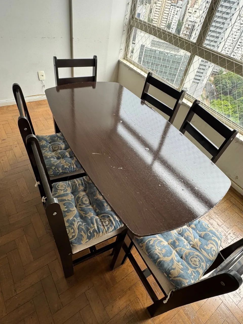 Dining Table65568133755395120