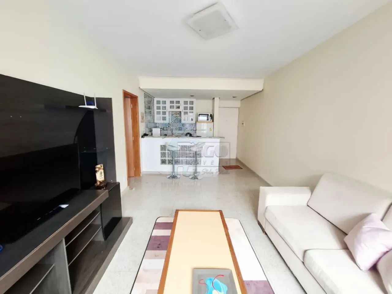 Kitnet mobiliada de 49m² com 01 suíte para locação - Centro - Foto 4