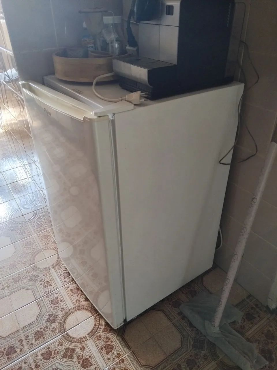 Frigobar - Defeito na Borracha - Foto 2