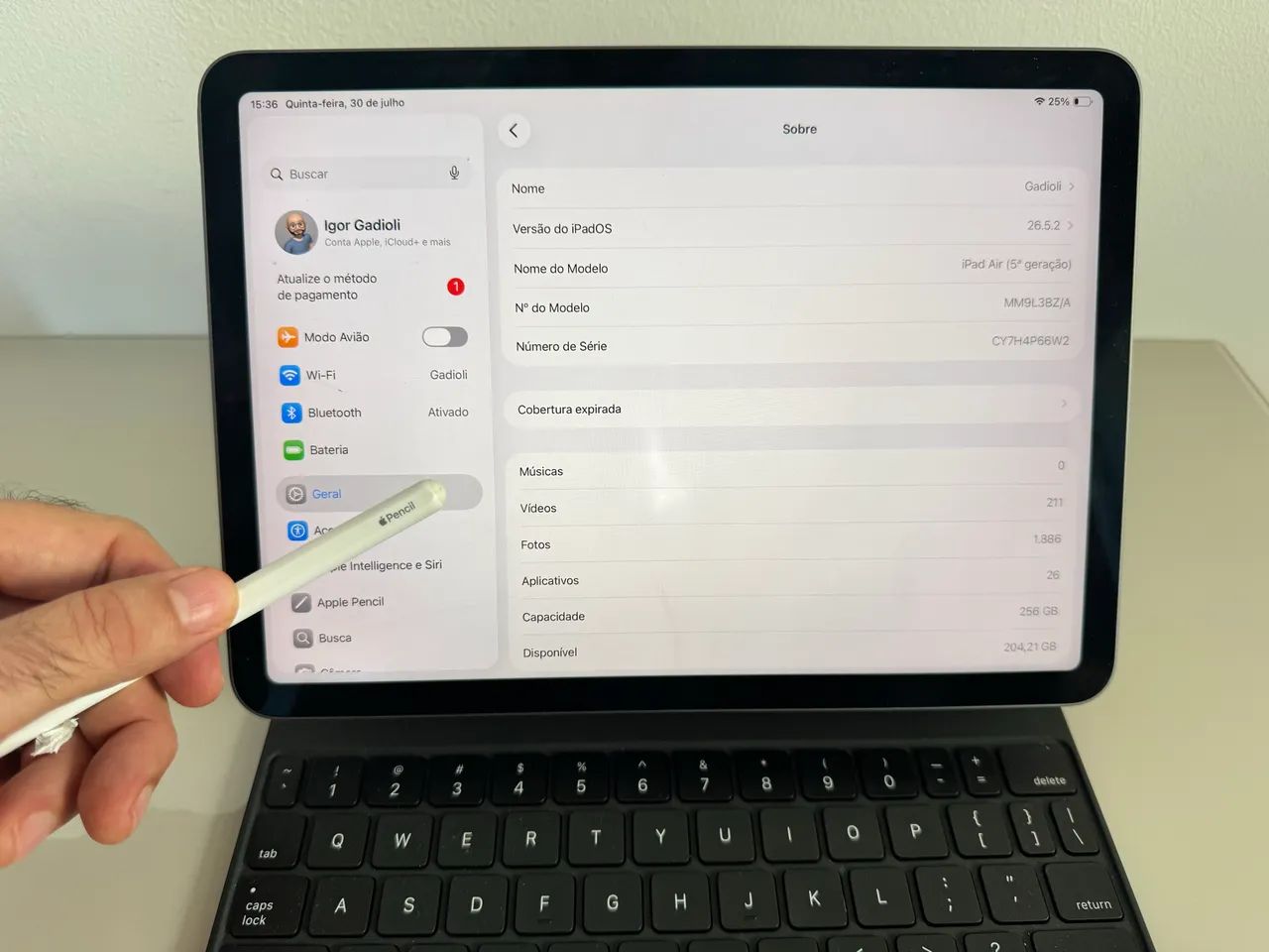 iPad Air 5ª Geração com caneta e teclado originais Apple - Foto 3