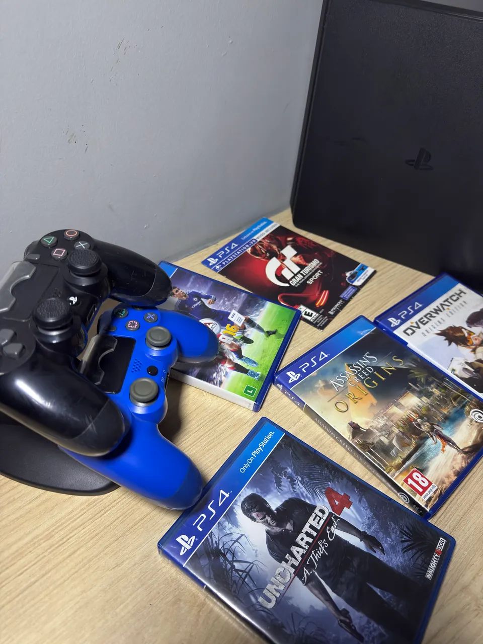 Ps4 + 2 Controles + 5 Jogos - Foto 4