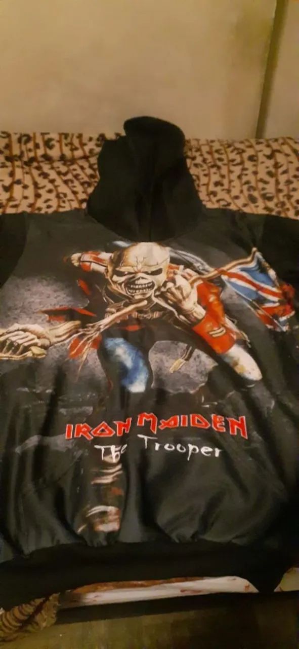 Casaco Moletom Iron  Maiden com capuz - Foto 4