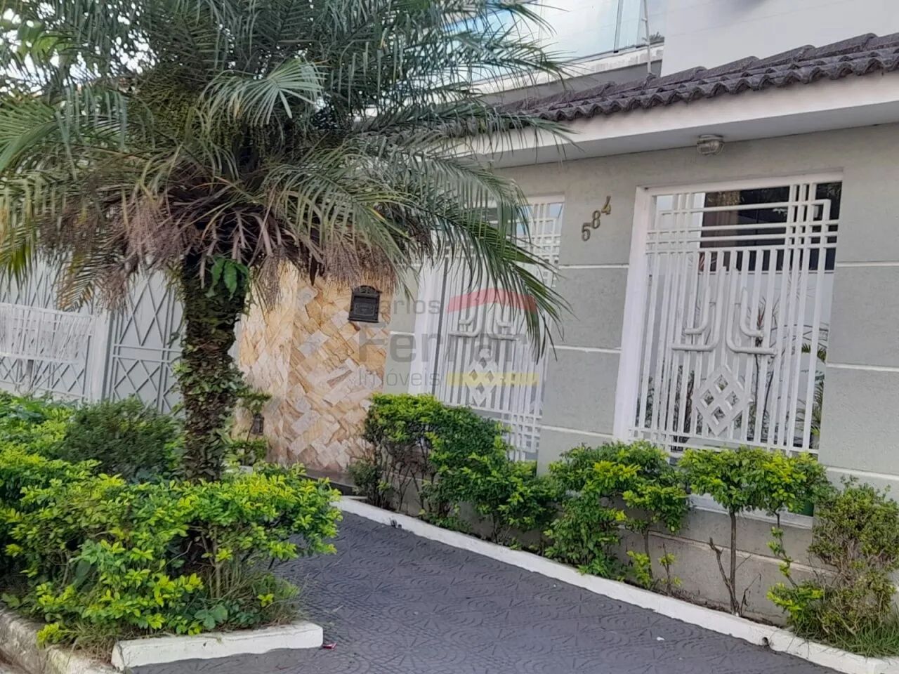Sobrado 4 dormitórios 4 suites 3 vagas 450m²