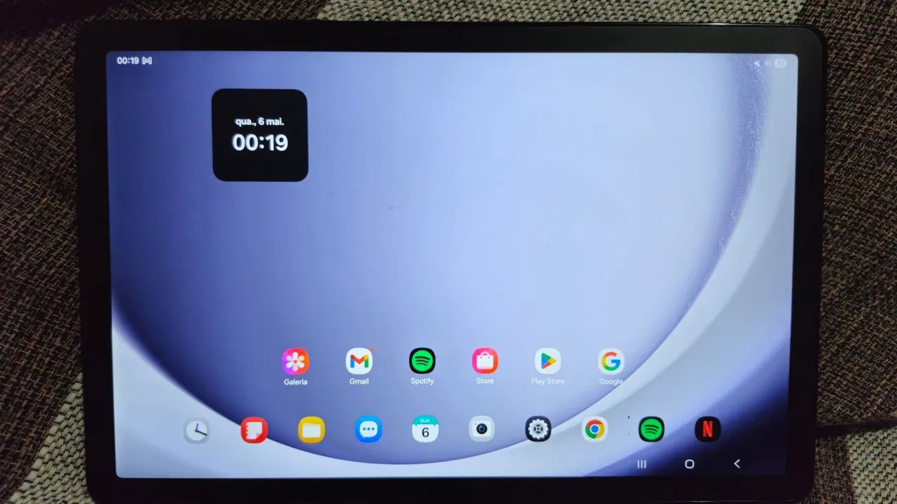 Samsung Galaxy A9+ - Foto 2