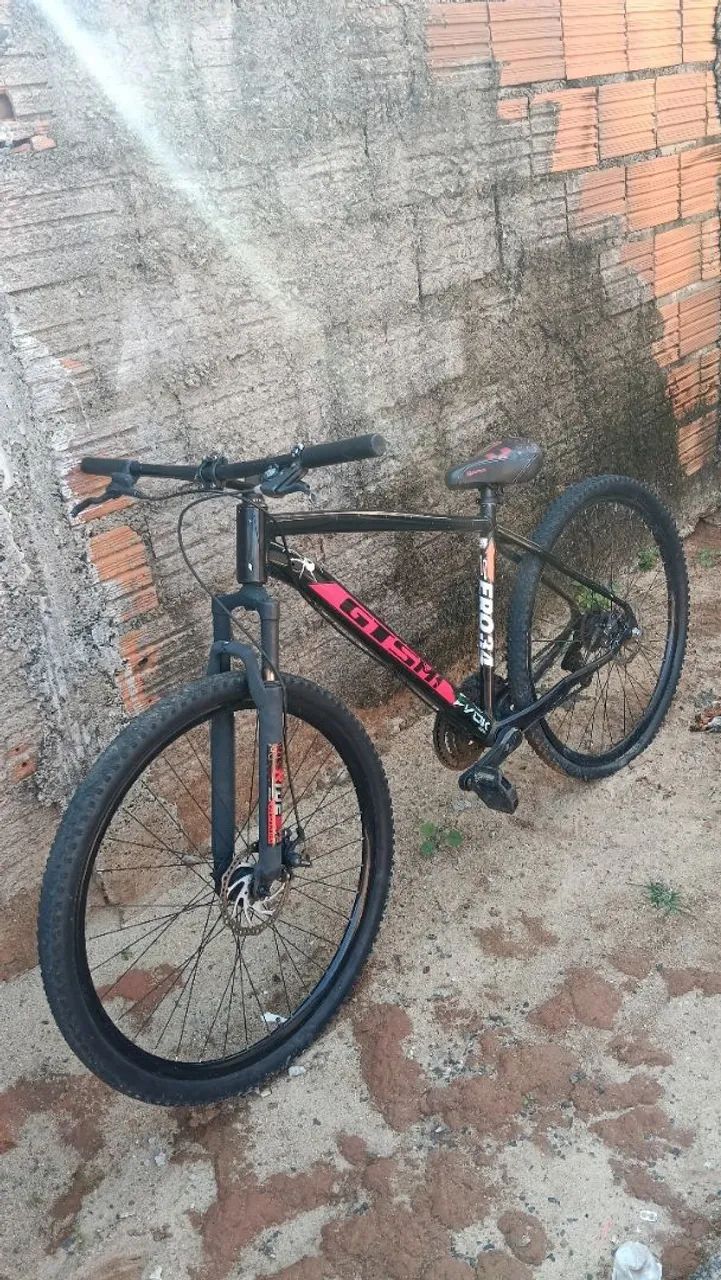 Vende se bicicleta aro 29 GTS