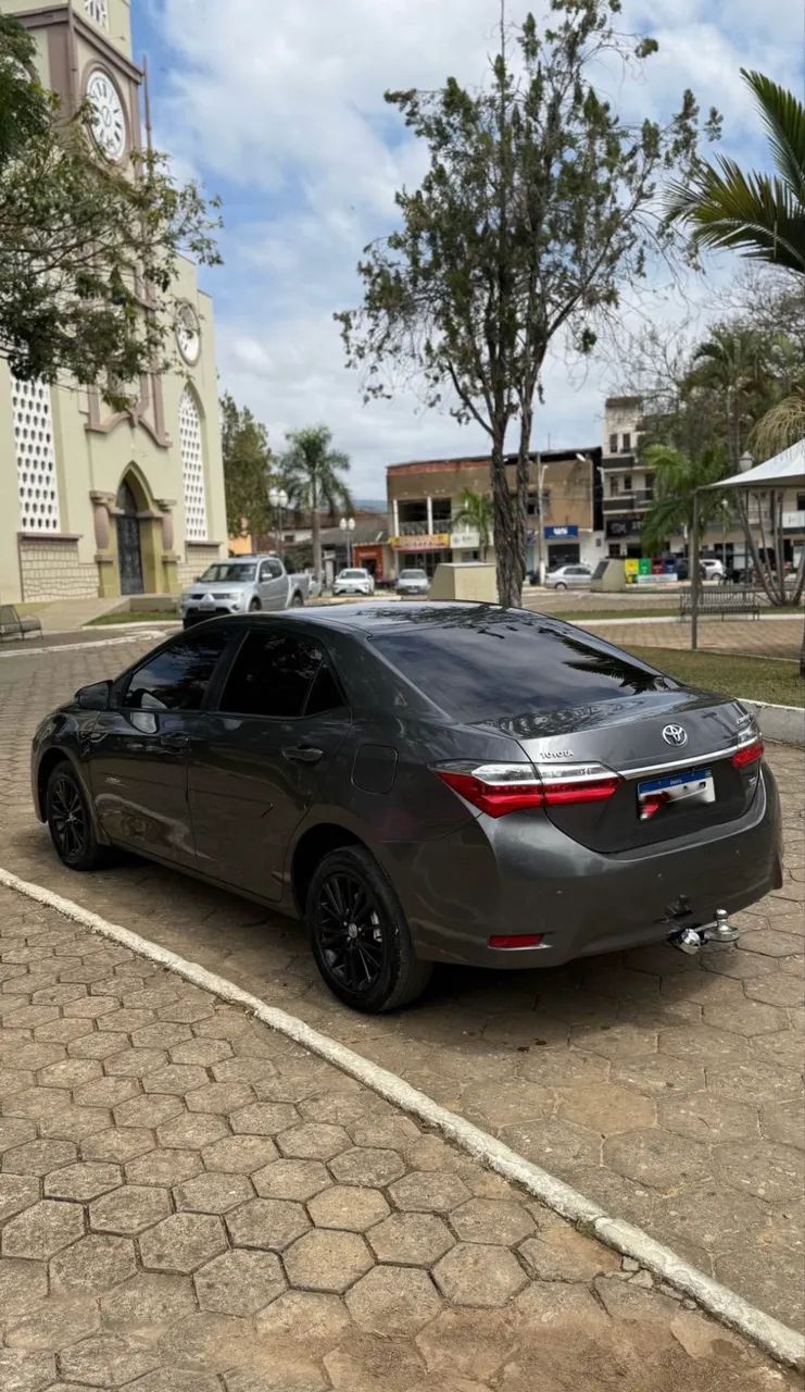 Toyota Corolla 2019 automático 