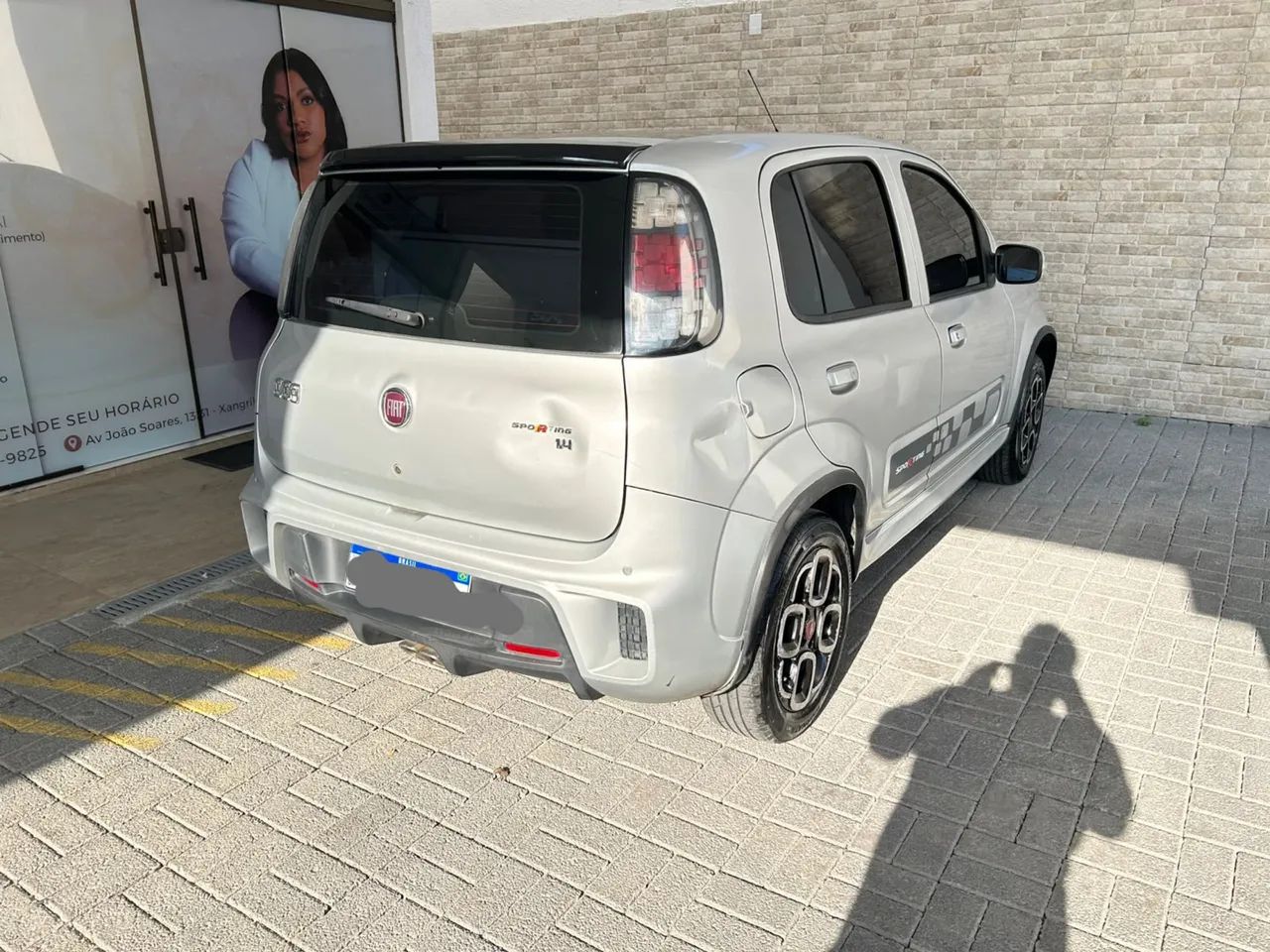 Fiat Uno Sporting 1.4 EVO Fire Flex 8V 4P 2016 - Foto 5