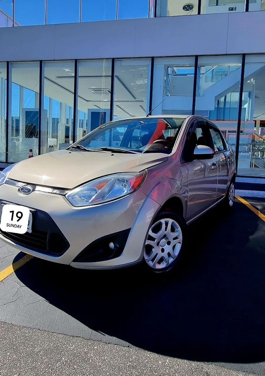 Ford Fiesta Fiesta Sed. 1.6 8V Flex 4p 2013