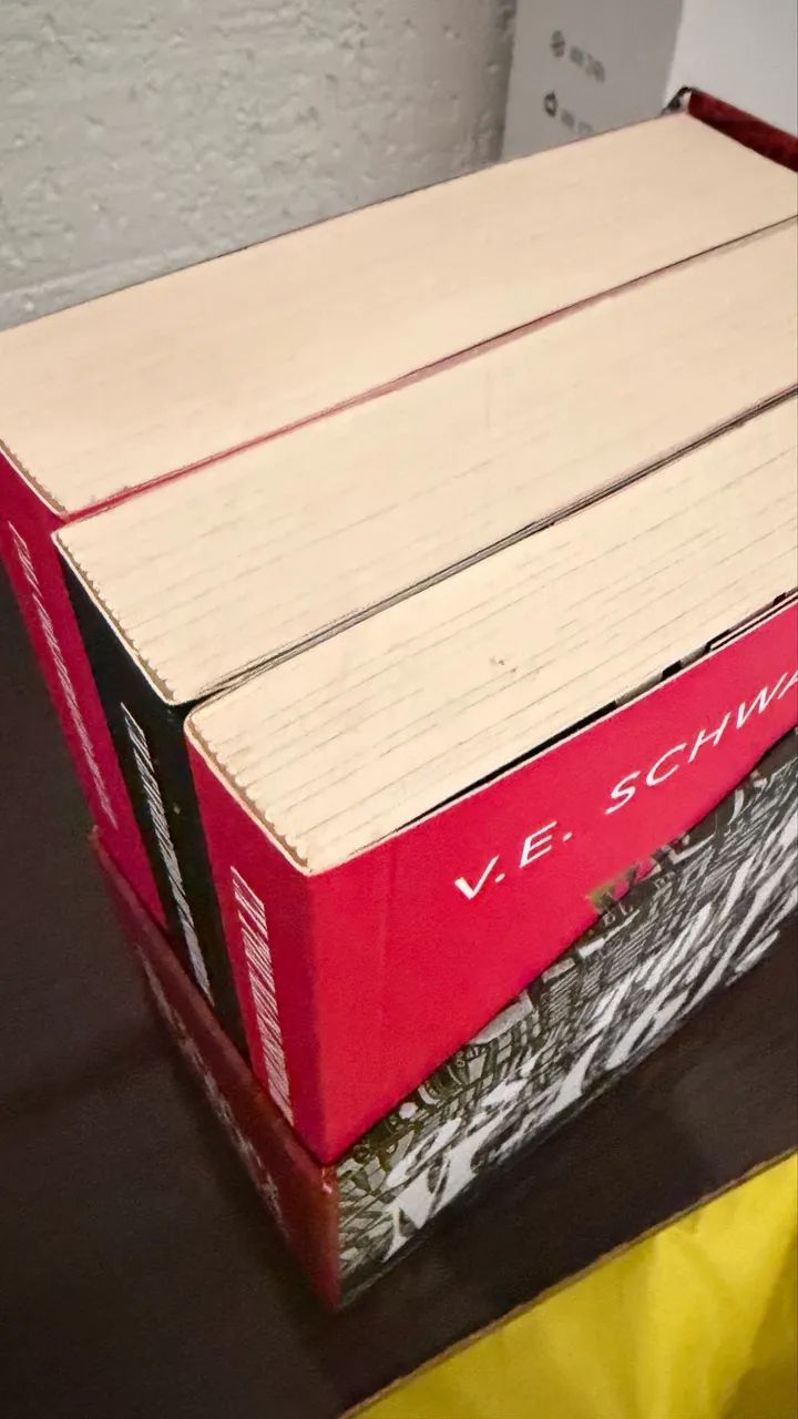 Box de Livros Tons de Magia - Foto 2
