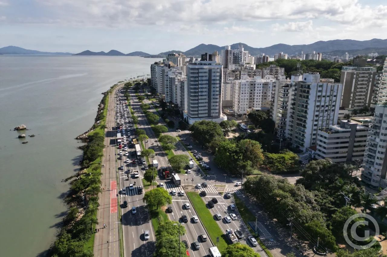 Loja semimobiliada próxima à Avenida Beira-Mar Norte - Foto 5