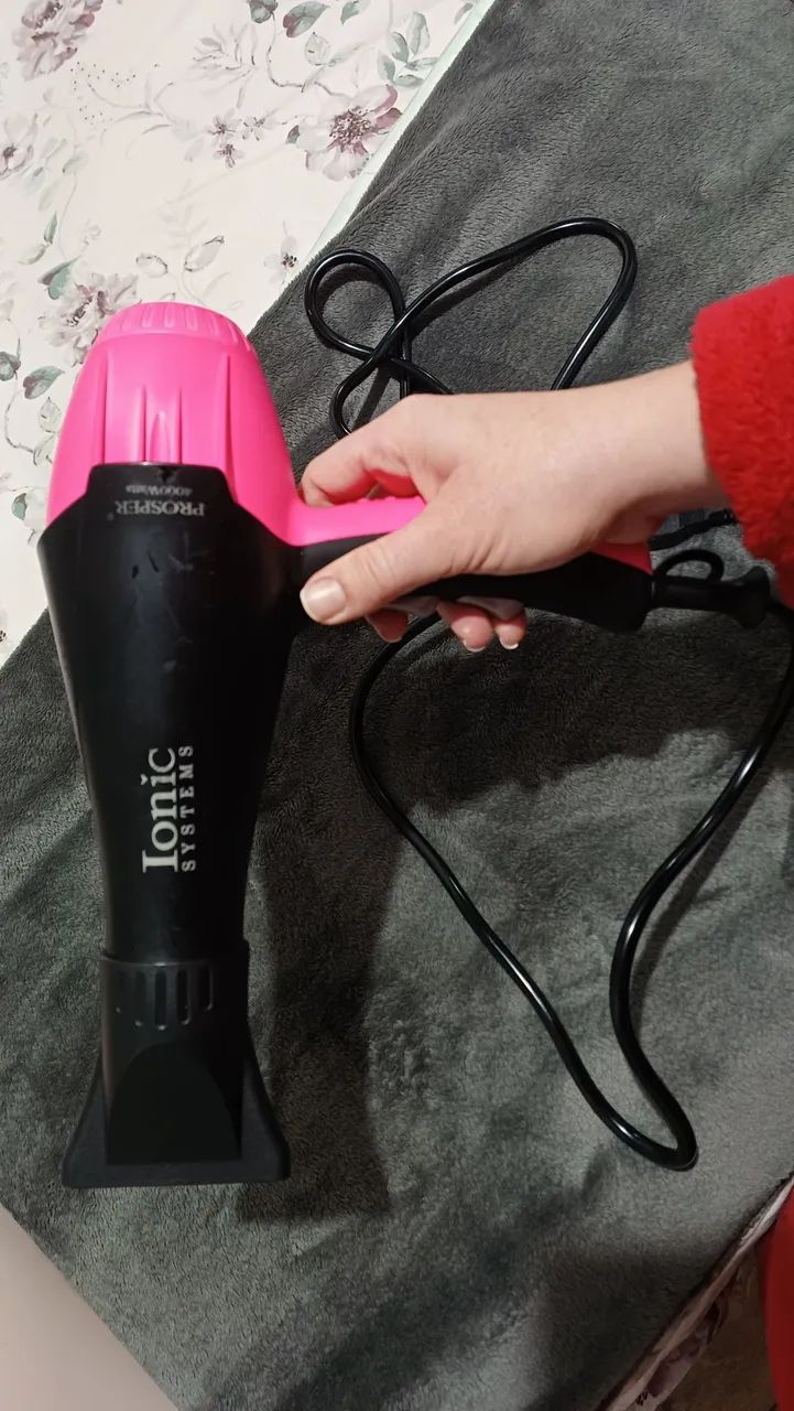 Secador de cabelo 