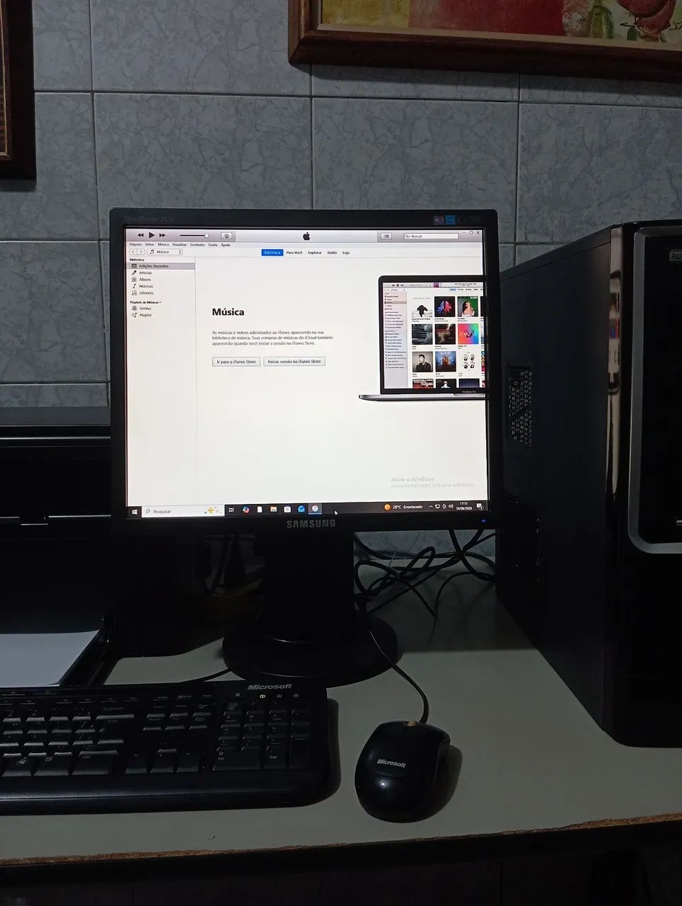 Monitor escritório