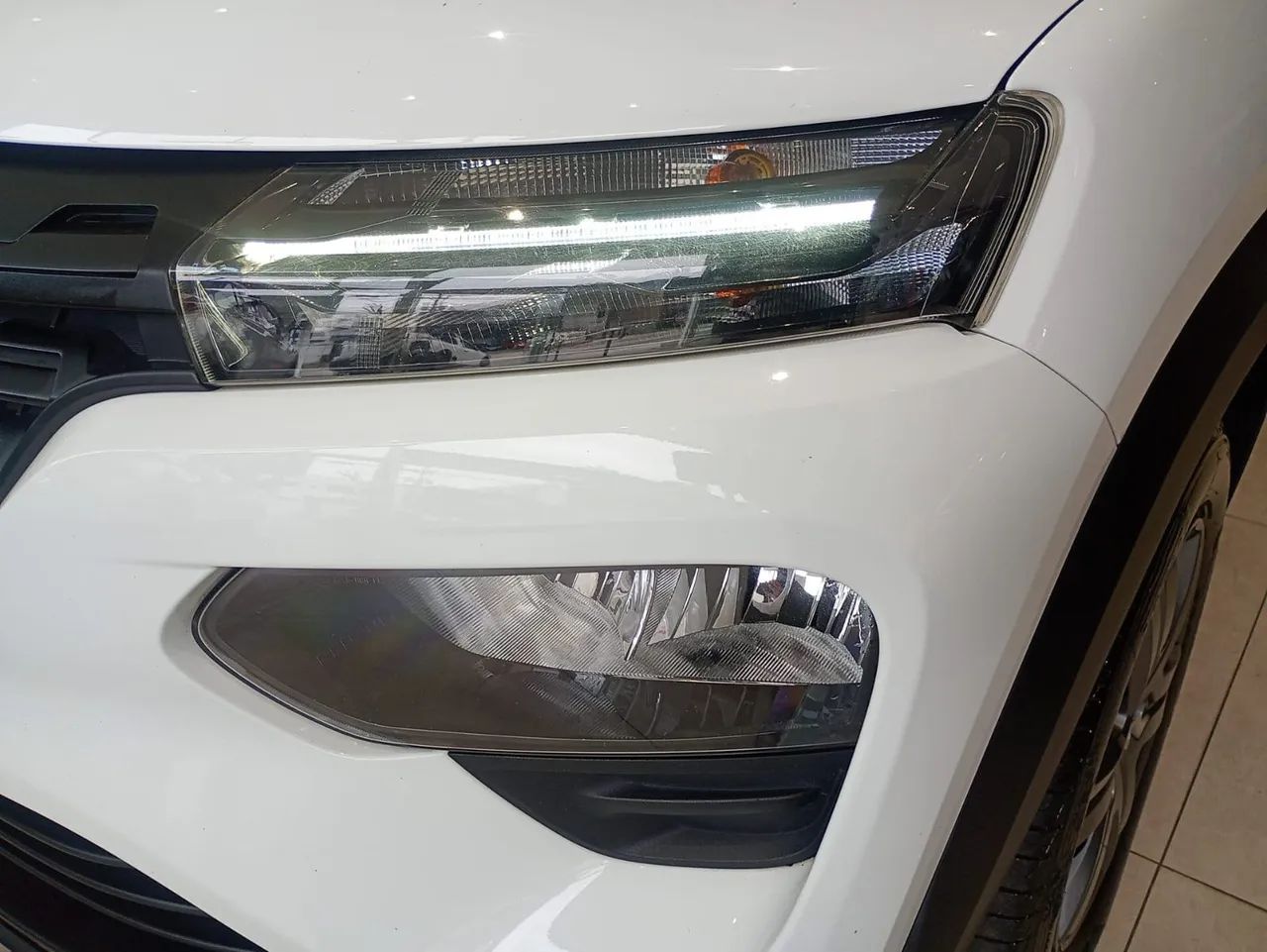 Renault Kwid Zen 1.0 Flex 12V 5p Mec., foto 8 de 15