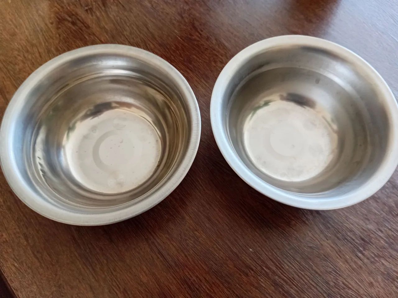 Comedouro duplo elevado, praticamente novo - Foto 3