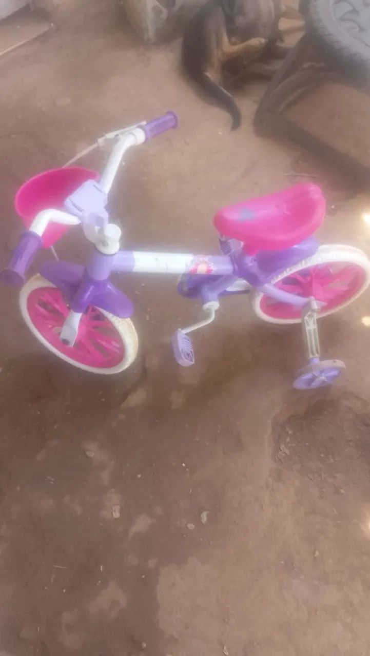 Vendo uma bicicleta pouco usada  - Foto 2