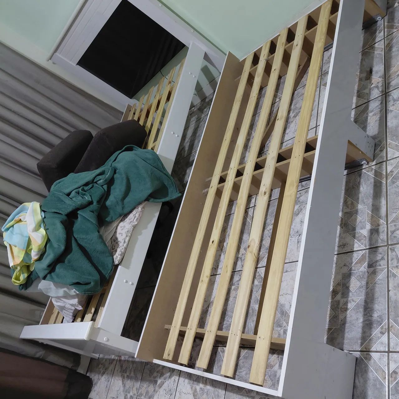 Bi-Cama solteiro com colchão e 2 colchonetes. - Foto 3