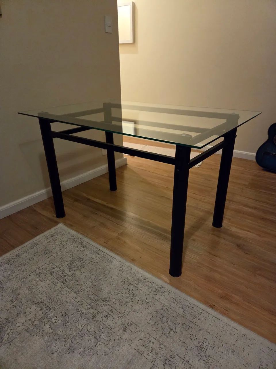 Mesa com tampo de vidro - Foto 2