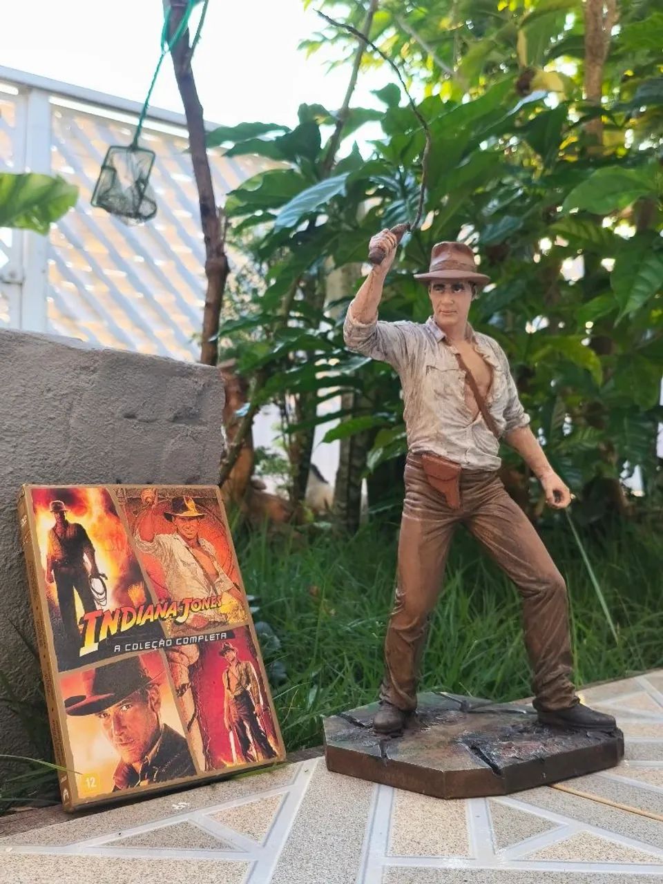 Indiana Jones Estatueta e Box de dvd's 