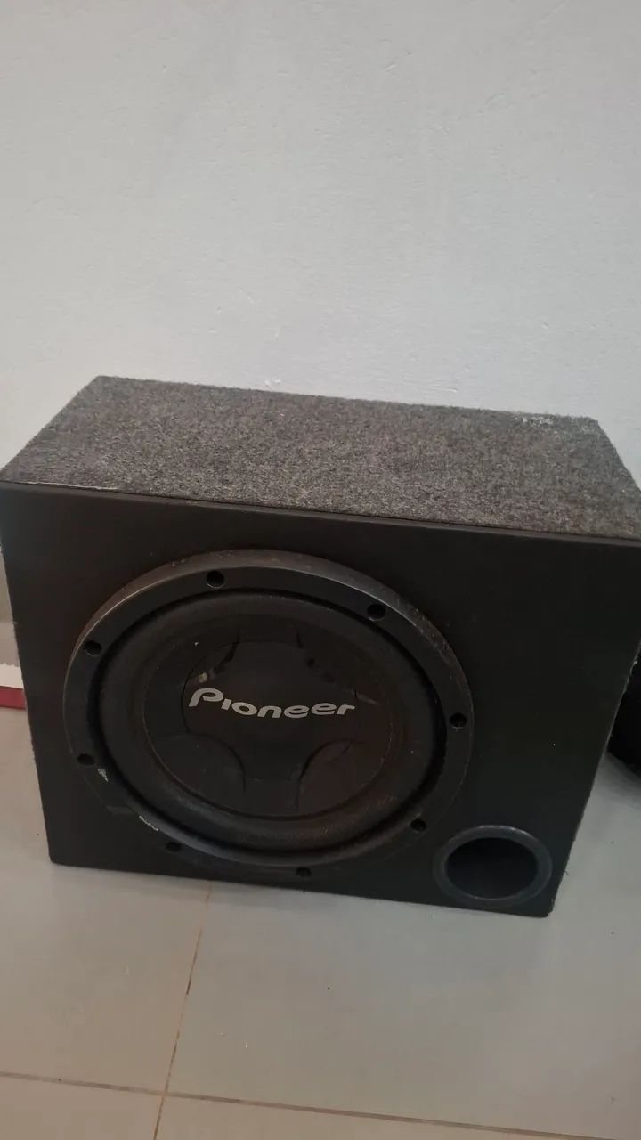 Caixa sub pioneer 1200 antigo 