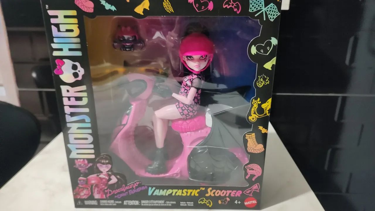 Monsters High Draculaura Vamp-tastic Scooter - Foto 5