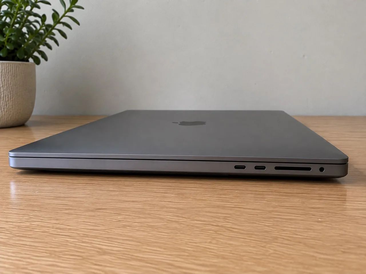 Apple MacBook Pro 16 | 16GB | M1 |  1T - Foto 4