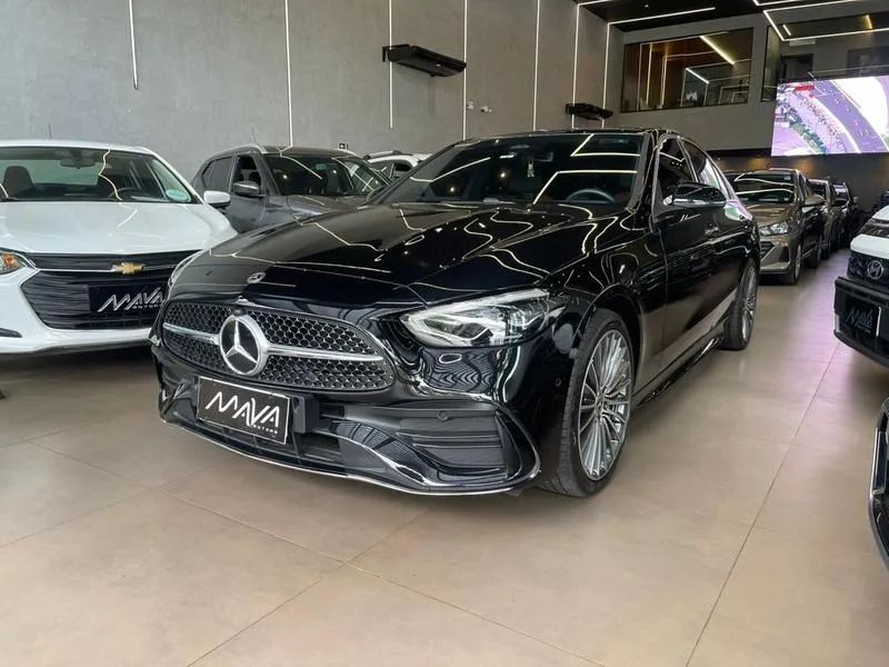 Mercedes-Benz C-200 2025