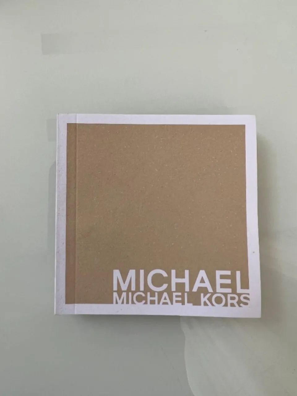 Relógio Michael Kors Pulseira Transparente - MK5394 - Foto 4