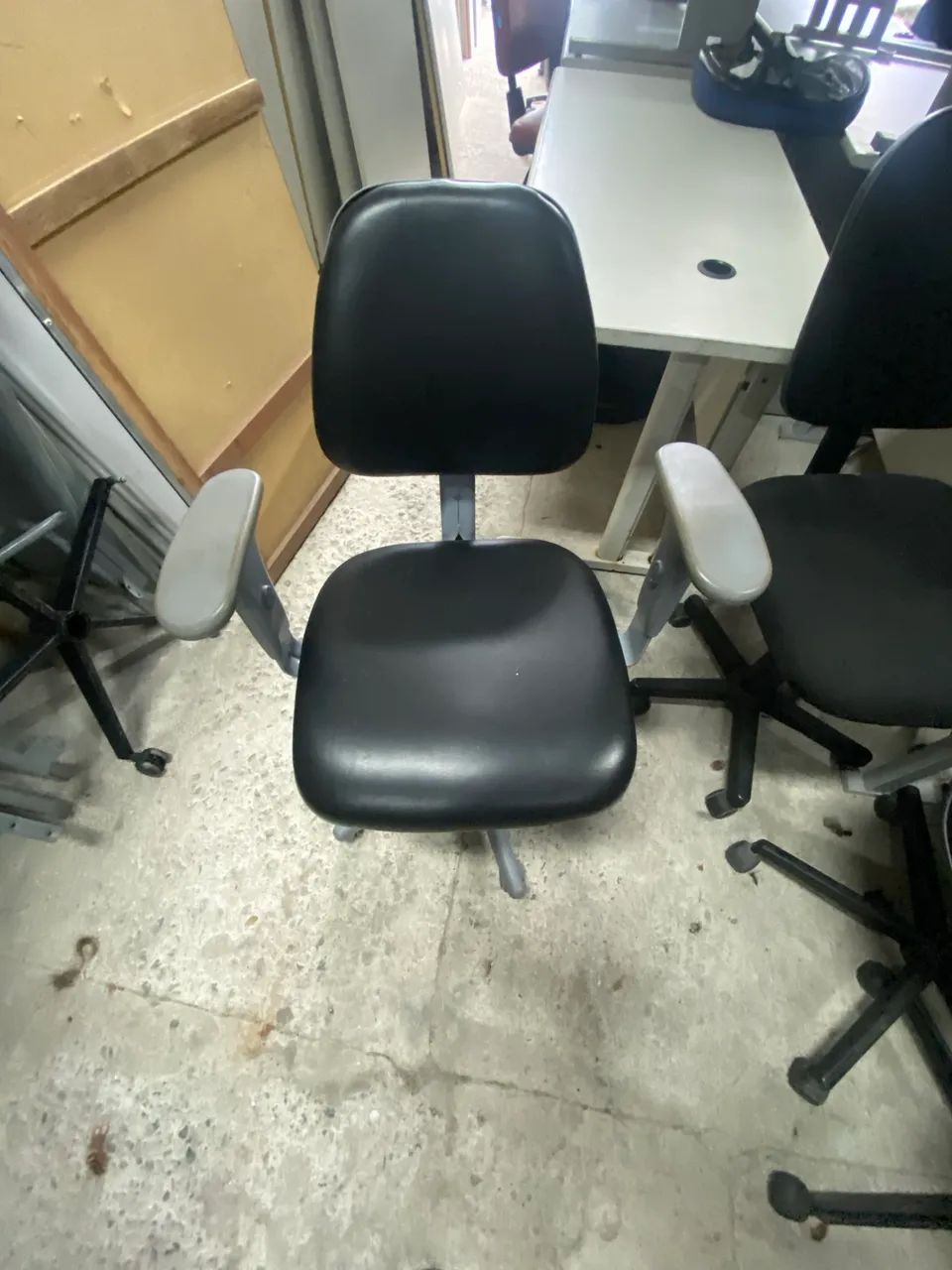 Cadeiras giratórias da marca FLEXFORM  - Foto 3
