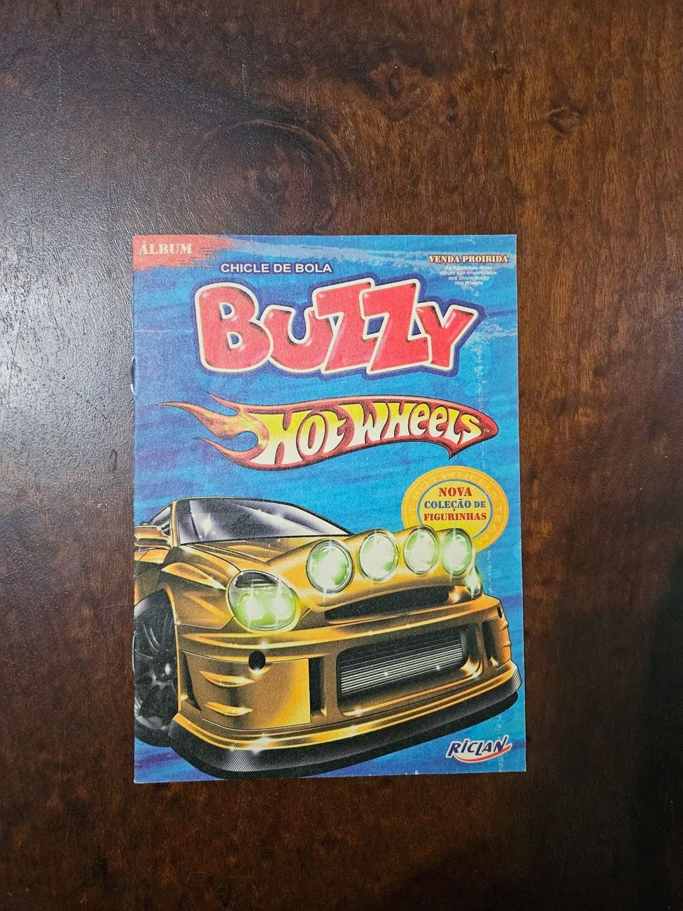 Álbum de figurinhas buzzy Hot Wheels 2006 vazio