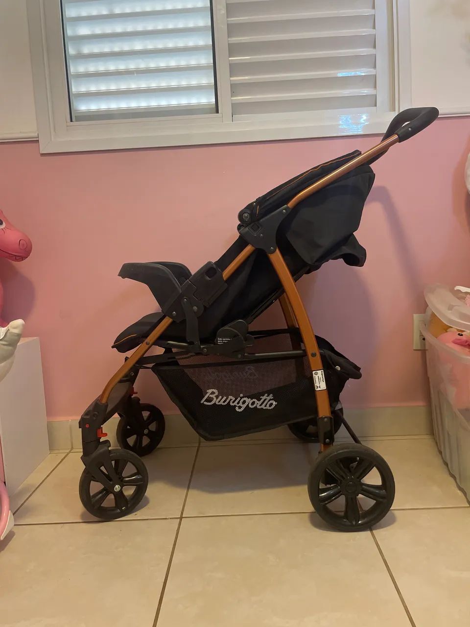 Carrinho de bebê burigotto moledo ECCO usado  - Foto 4