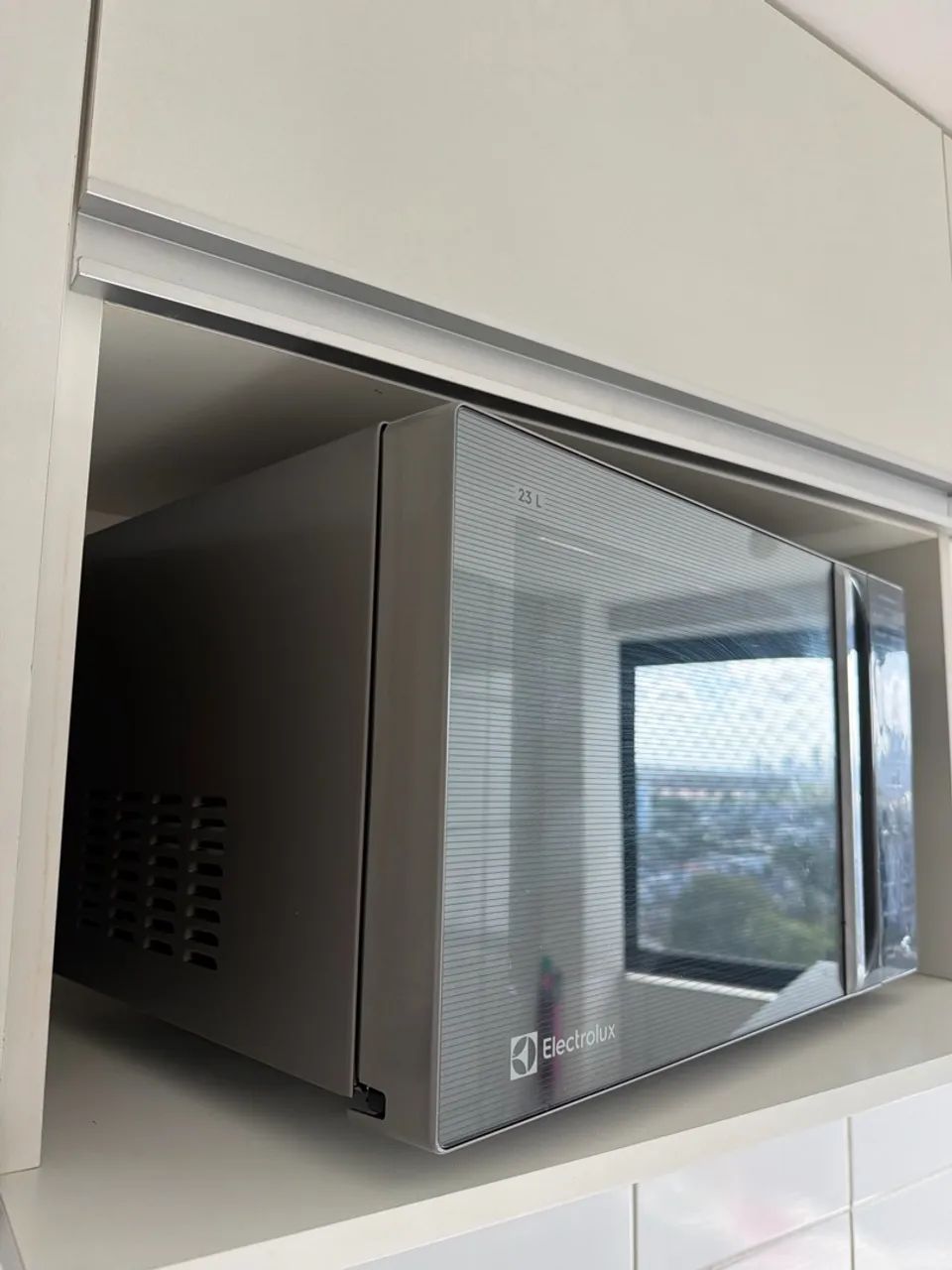 Microondas Eletrolux 23L - Foto 3