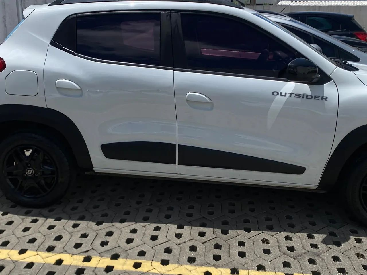 Renault Kwid Outsider 1.0 Flex 12V 5P Mec. 2021 - Foto 4